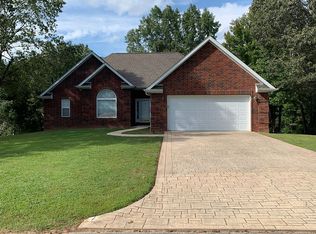1698 Cody Ct, Harrison, AR 72601