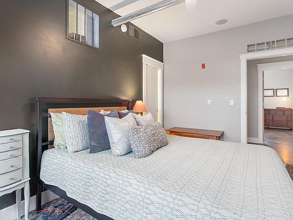 5th image of 600 Broadway Ave NW APT 619