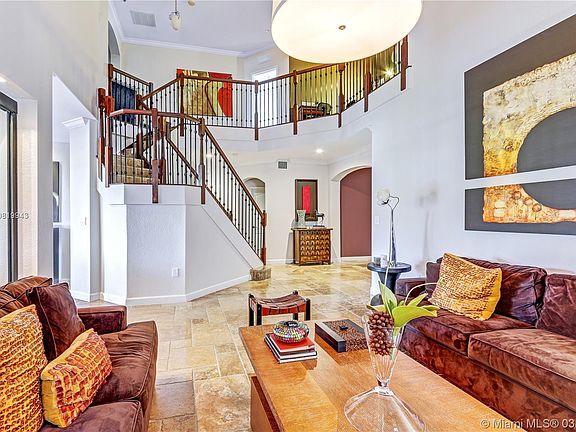 4th image of 11049 NW 80th Ln #11049