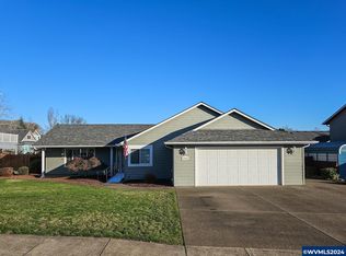 790 SE Cynthian Dr, Dallas, OR 97338
