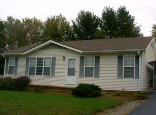 73 Bolton Ct, Hendersonville, NC 28792