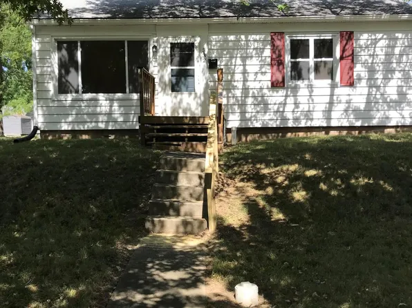 332 Warren Dr, Springfield, OH 45503