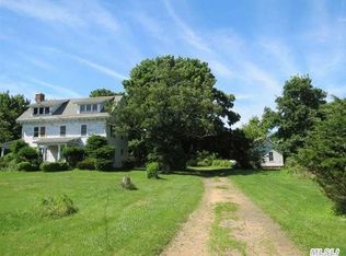 31545 Old Main Rd, Orient, NY 11957