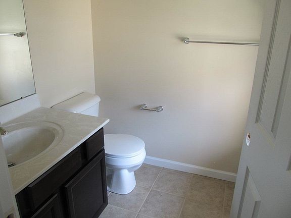 1/2 Bath Downstairs