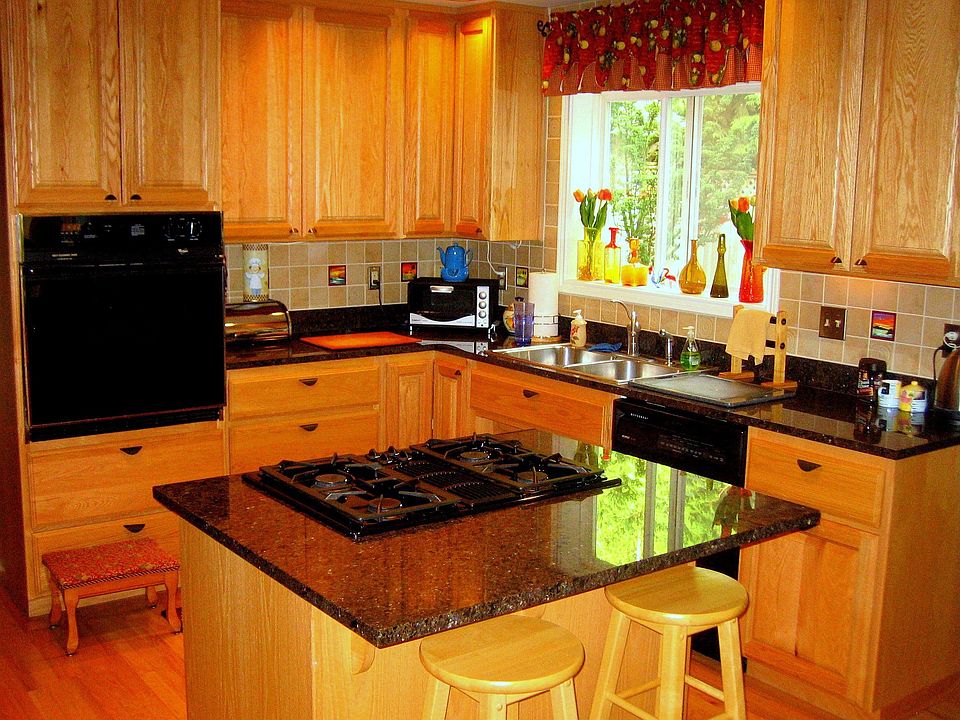 1st image of 8195 NE Mabrey Ln
