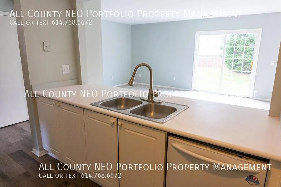Beautiful 3 Bed, 1.5 Bath Home Located in Canal Winchester! — Photo 4