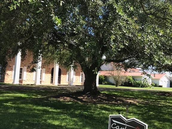 4th image of 3001 Lake Palourde Dr