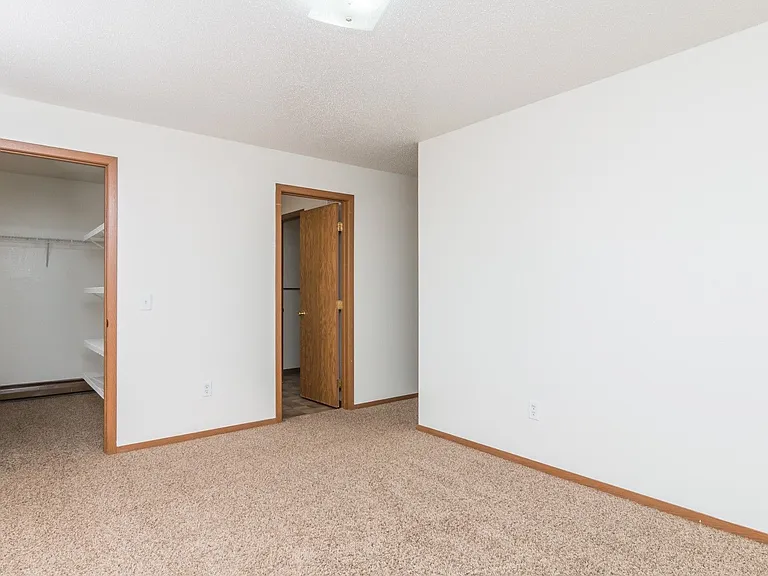 5500 S Macarthur Ln — Photo 22
