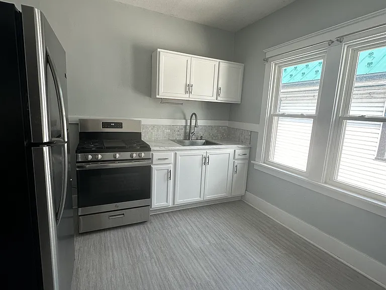 252 Cumberland Ave #2 — Photo 5