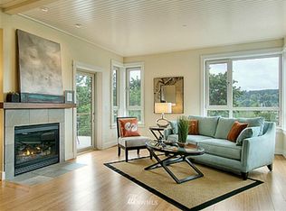 123 Bjune Dr #207, Bainbridge Island, WA 98110