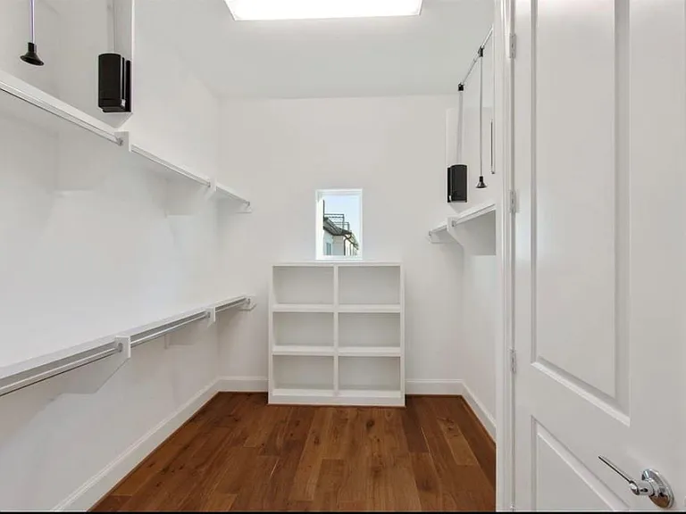6037 Matthew Oaks Pl — Photo 15