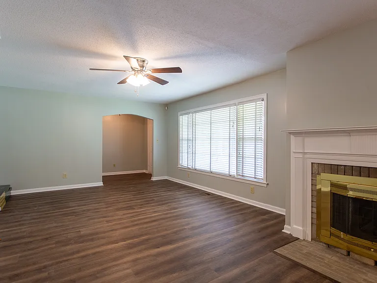 508 Georgia Ave — Photo 3