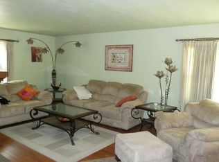 3111 Burrmont Rd, Rockford, IL 61107