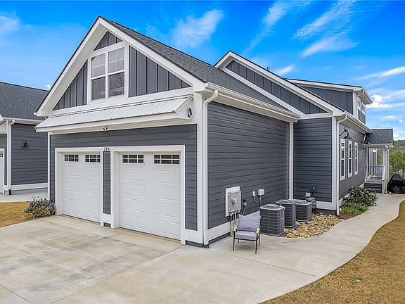 3rd image of 1230 Melton Rd #215