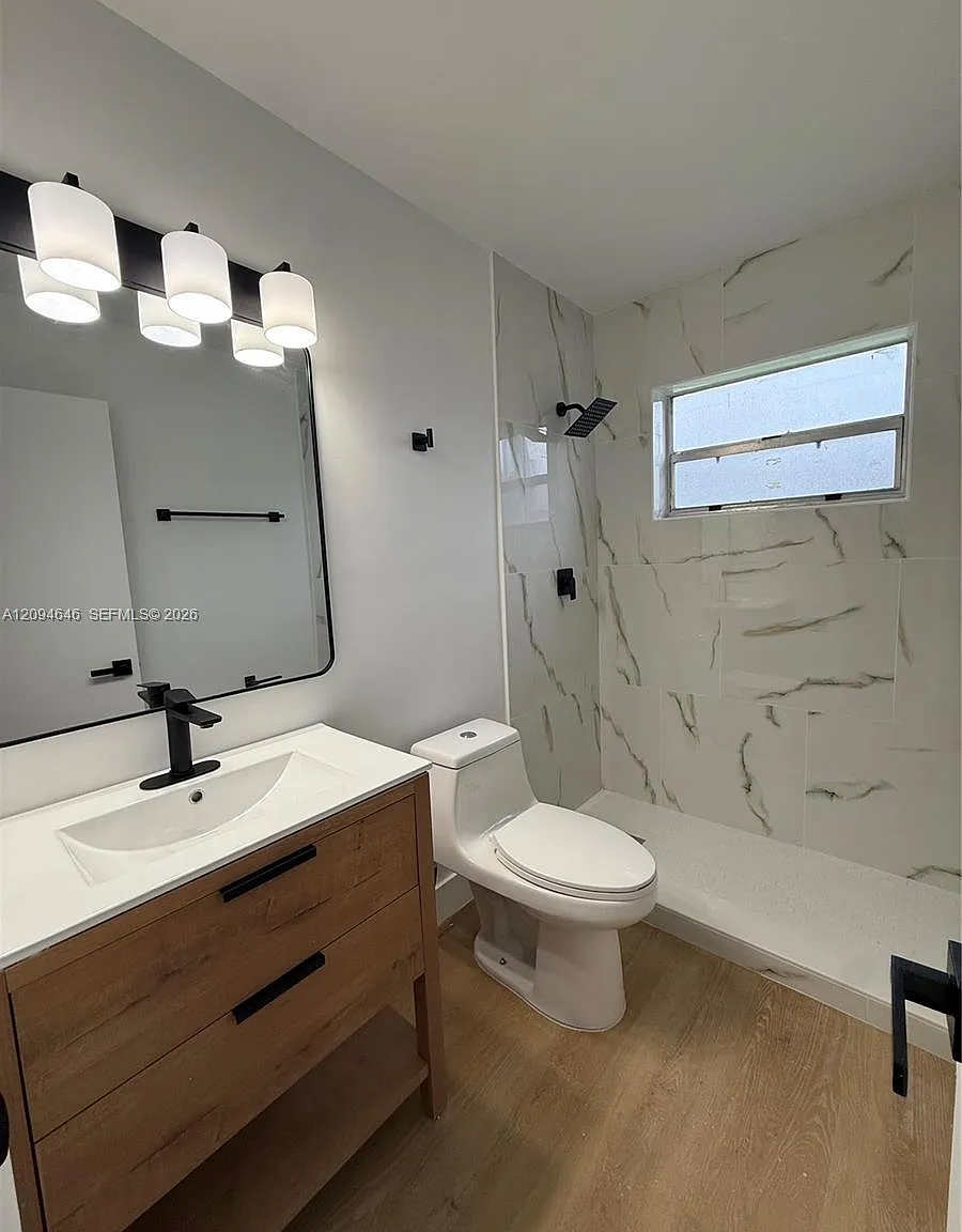 Greynolds Villas — Photo 1