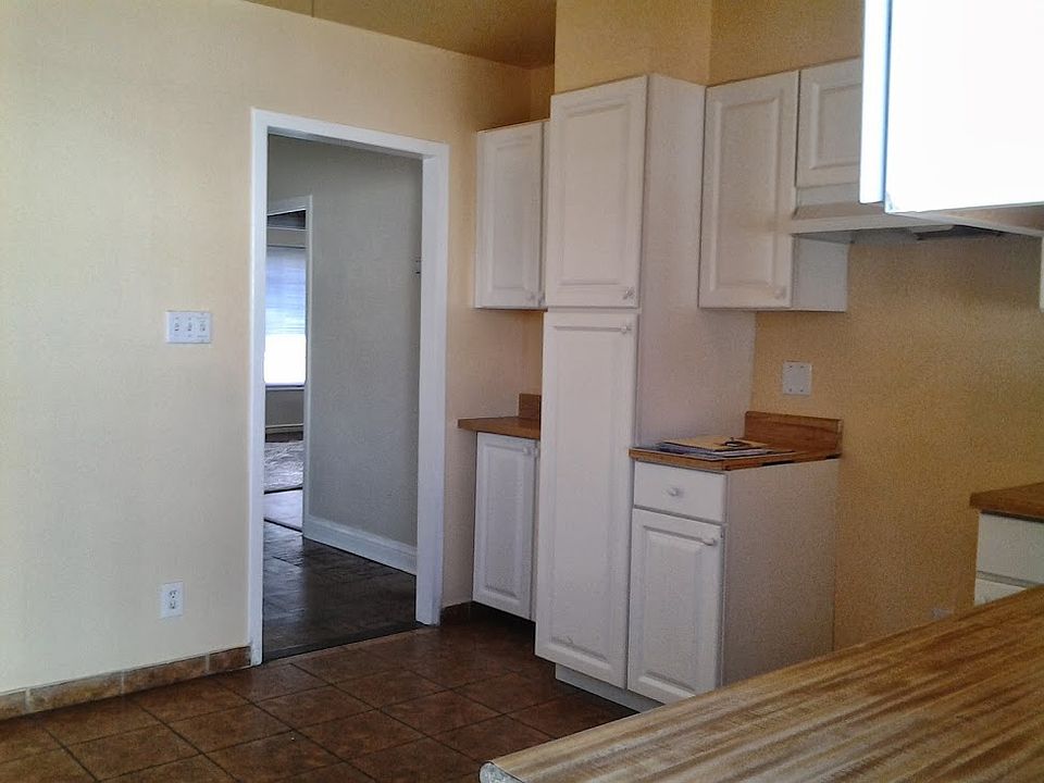 1st image of 706 S Fetterly Ave