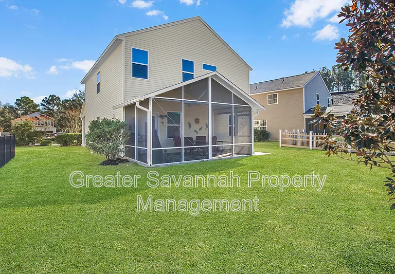 153 Hamilton Grove Dr — Photo 47