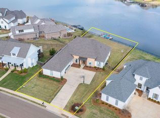 114 Camden Lake Dr, Madison, MS 39110