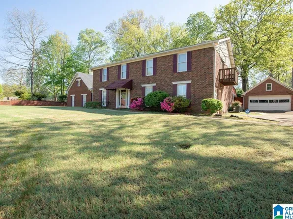 1224 6th St, Pleasant Grove, AL 35127