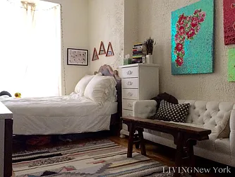 Rented by Living New York