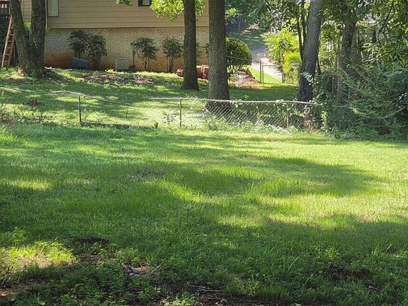 2nd image of 1805 Pebble Lake Dr