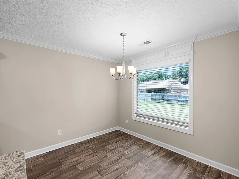 38 Garrison Dr — Photo 7