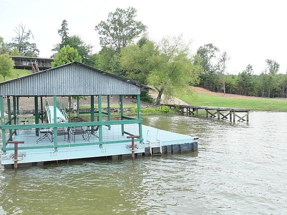 2nd image of 400 Cart Bayou Ln