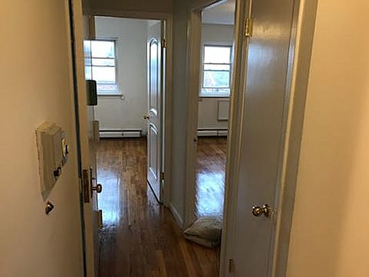 1st image of 3006 Hobart St APT 3