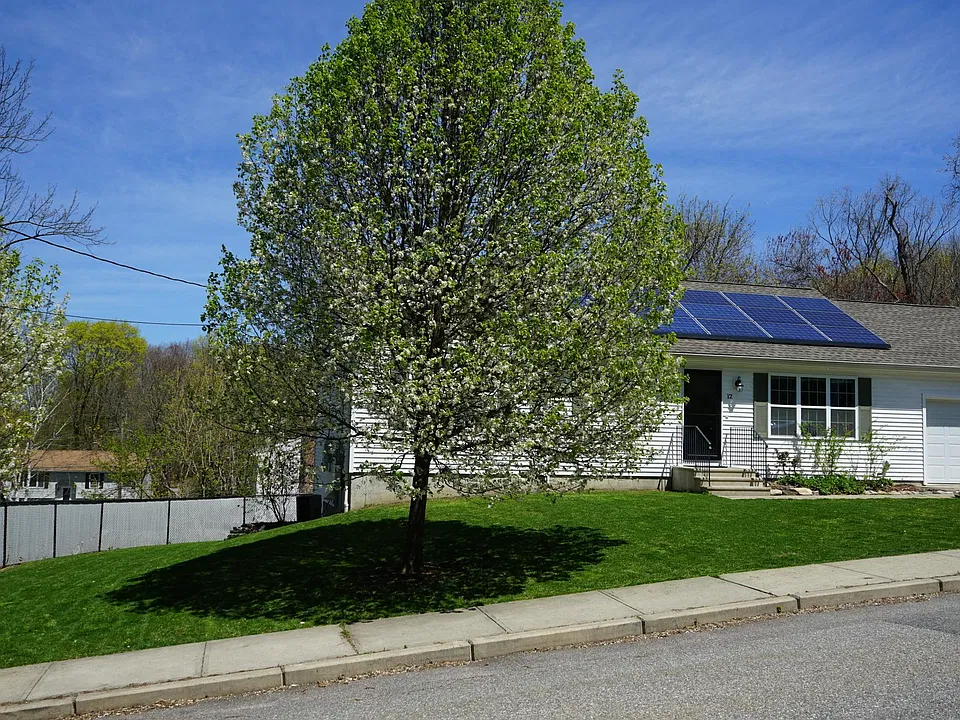 12 Walcott St