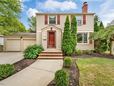 31005 Carlton Dr, Bay Village, OH, 44140
