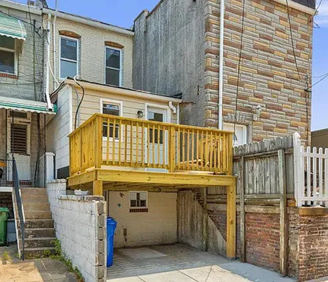 646 S Curley St — Photo 25