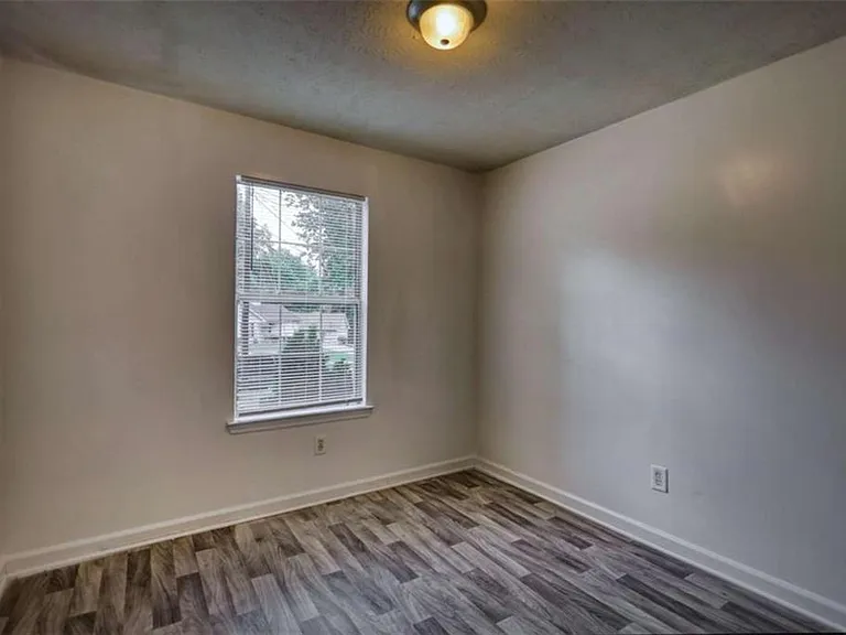 2119 Briar Glen Ln SW — Photo 25