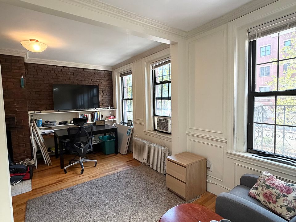 1st image of 278 Cambridge St #1