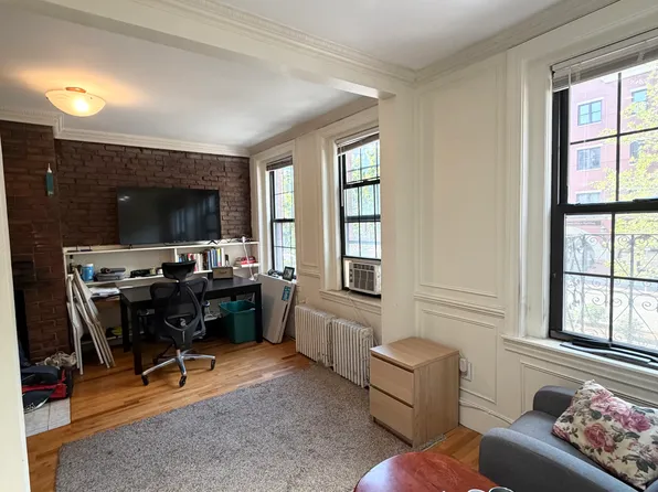 278 Cambridge St #1, Boston, MA 02114