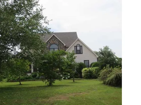 1033 Panther Hill Ln, Raleigh, NC 27603