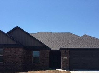 1800 SW Brompton St, Bentonville, AR 72712