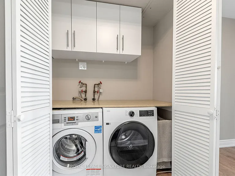 8111 Yonge St #1010 — Photo 28