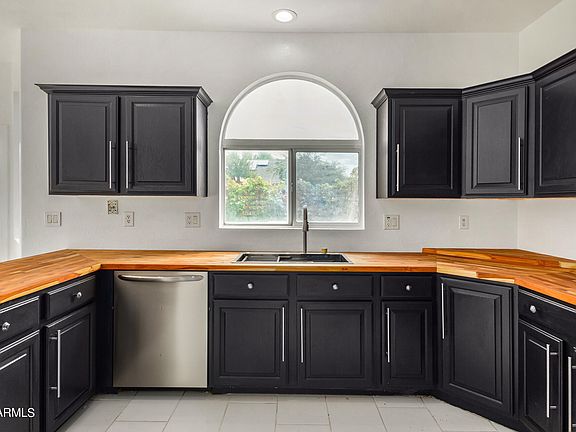 2nd image of 40557 N JERLYN Place