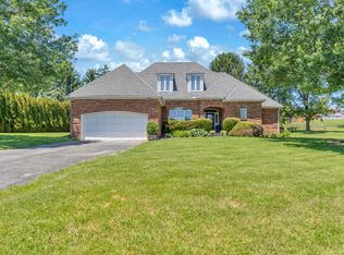172 Old White Dr, Lewisburg, WV 24901