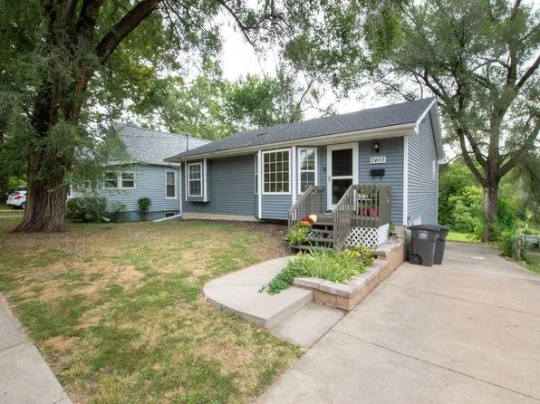 2455 SW 7th St, Des Moines, IA 50315
