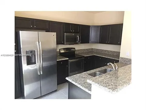 17120 SW 95th Ter #Townhouse 17120 Photo 1