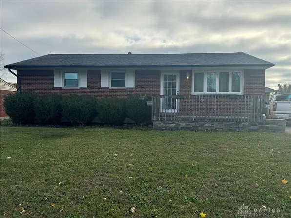 1860 Ironwood Dr, Fairborn, OH 45324