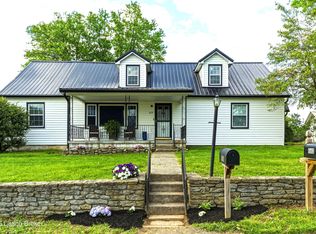 659 Peytona Beach Rd, Waddy, KY 40076