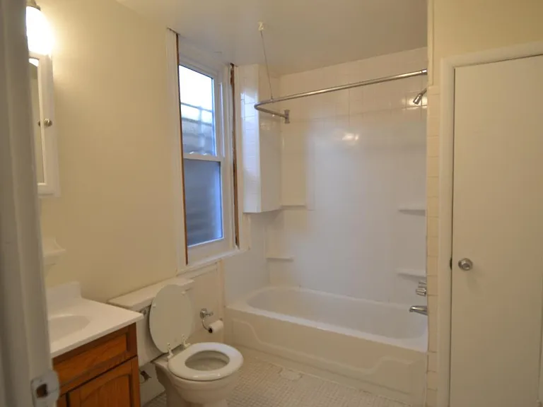 1734 Spruce St #2R — Photo 19