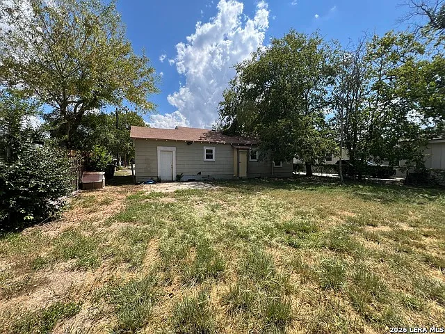 859 Oasis St — Photo 16