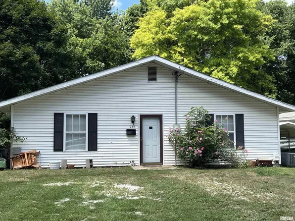 1035 Beesley Ave, Jacksonville, IL 62650