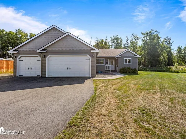 4869 N Bedrock Cir, Wasilla, AK 99654