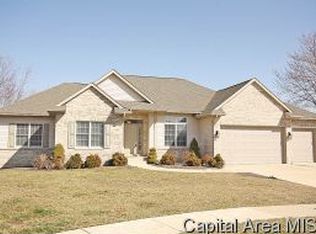 6204 Winterberry Ln, Springfield, IL 62712