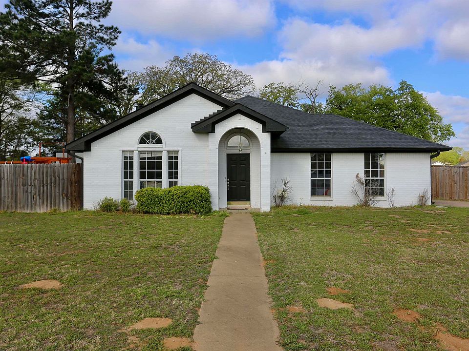 1st image of 17361 Cory Ray Ln