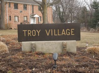 51D Troy Dr BUILDING 7-D, Springfield, NJ 07081